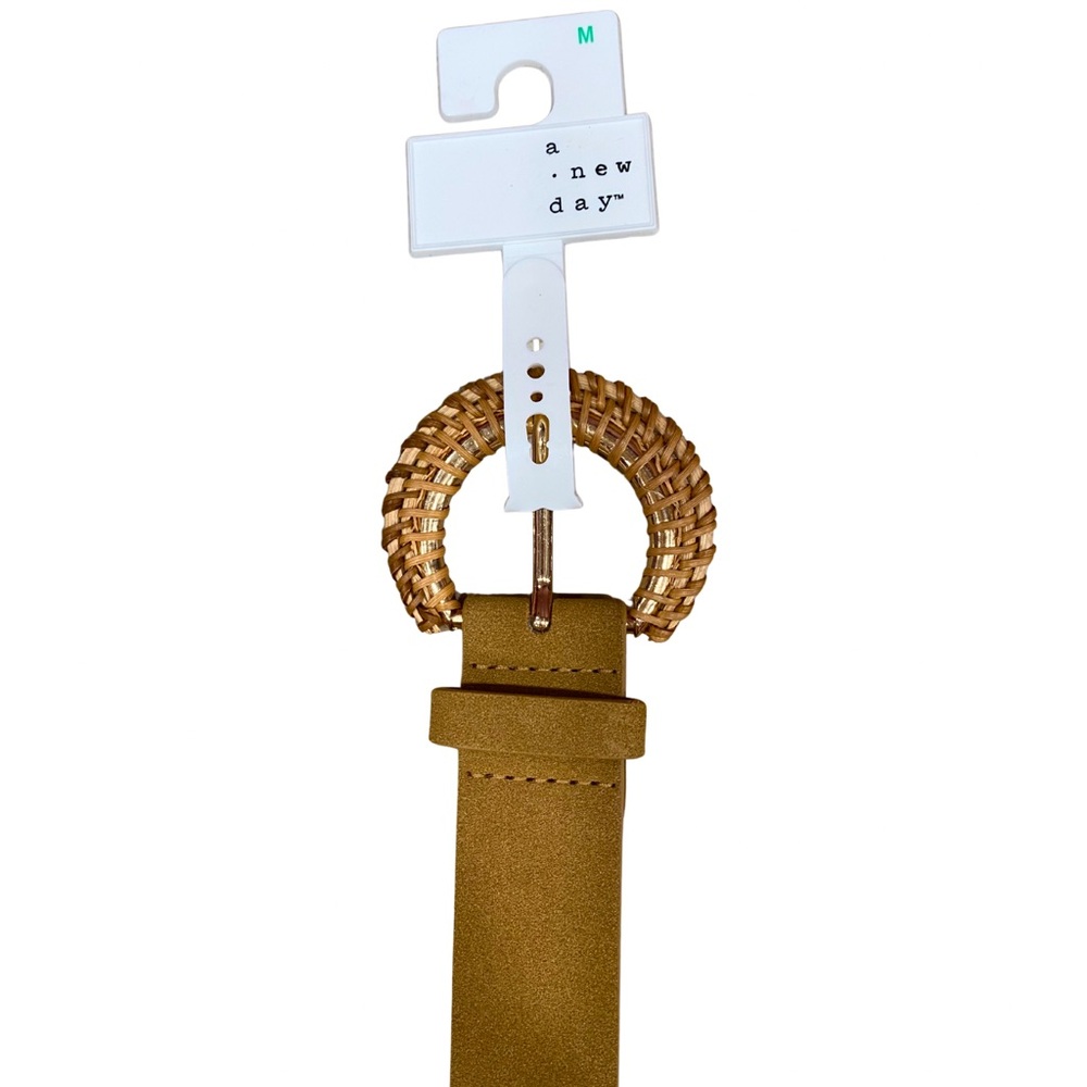 NWT A New Day Beige Brown Tan Gold Faux Leather Suede Belt Wicker Buckle (M)